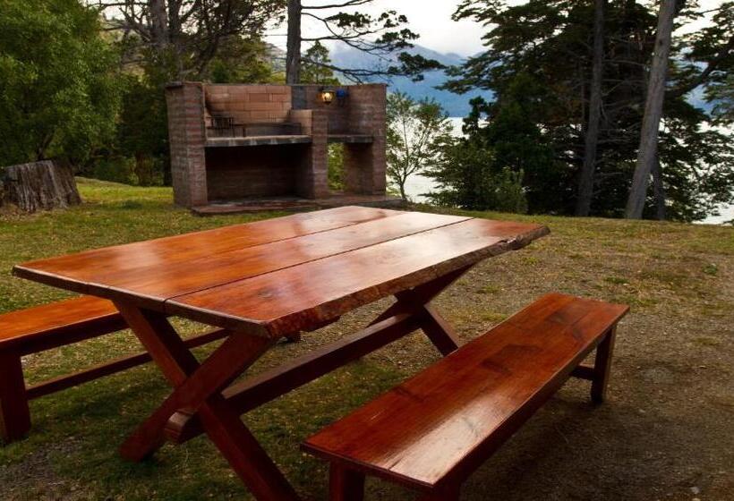 بنجلو قياسى, Futalaufquen Hosteria