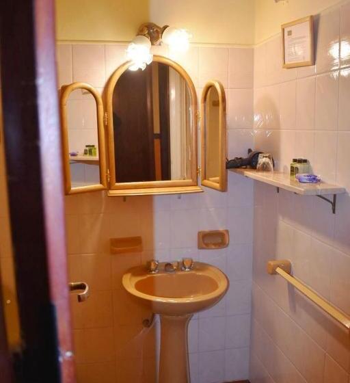 غرفة قياسية, Futalaufquen Hosteria