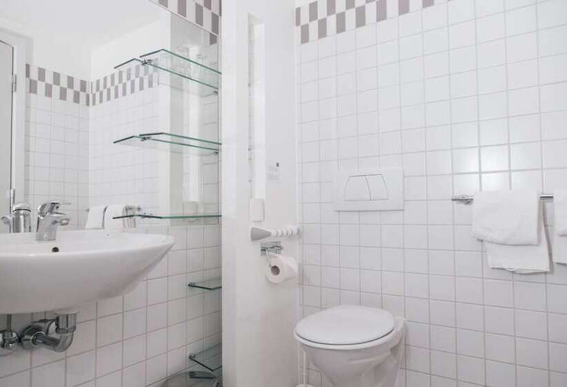 غرفة قياسية ثلاثية, Vingsted Hotel & Konferencecenter