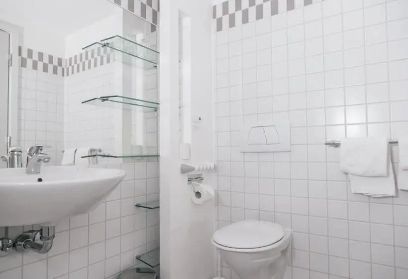 اتاق استاندارد سه نفره, Vingsted Hotel & Konferencecenter