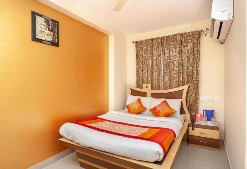 Quarto Triplo Clássico, Collection O Seven Hills Inn