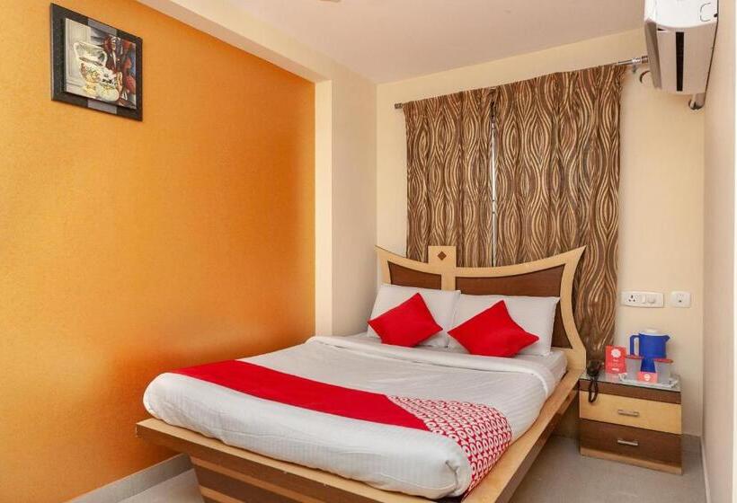 Quarto Triplo Clássico, Collection O Seven Hills Inn