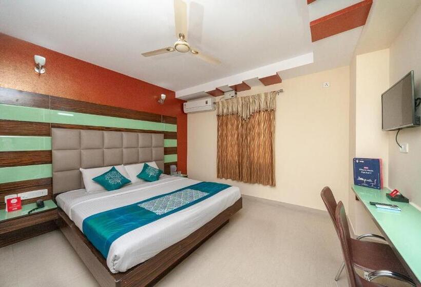 Quarto Triplo Clássico, Collection O Seven Hills Inn