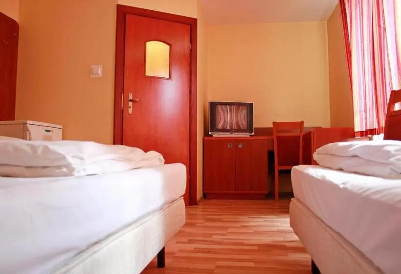Standard Kolmen Hengen Huone, City Hostel