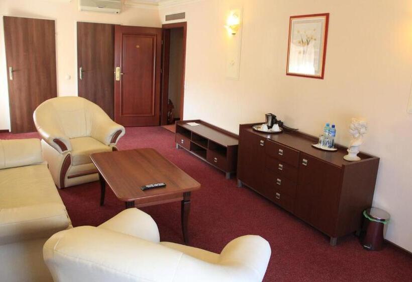 חדר סטודיו סטנדרד, Cumulus