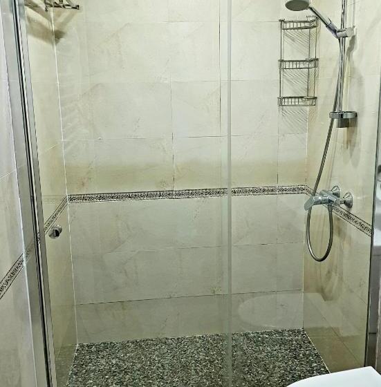 آپارتمان 1 خوابه با بالکن, Rock Hotel First Line