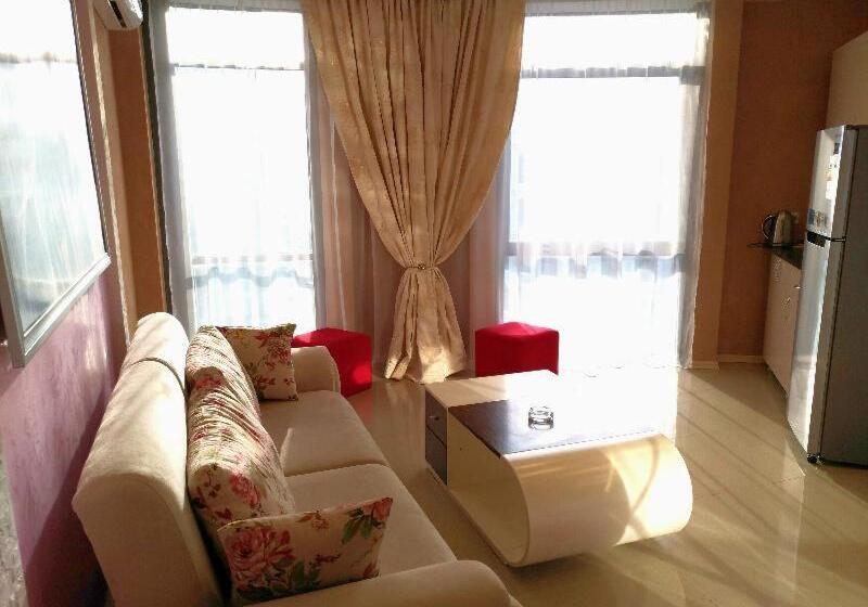اتاق استاندارد, Rock Hotel First Line