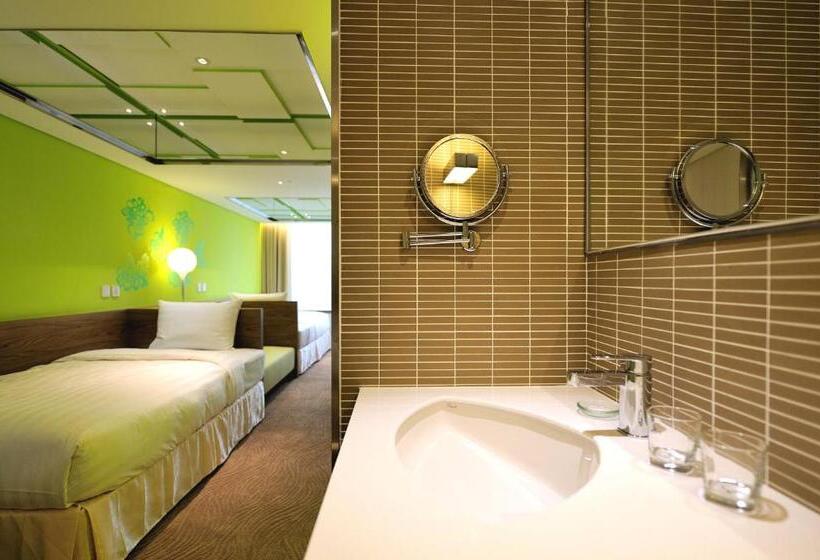 اتاق سوپریور با چشم‌انداز شهر, Green World Hotel   Zhonghua