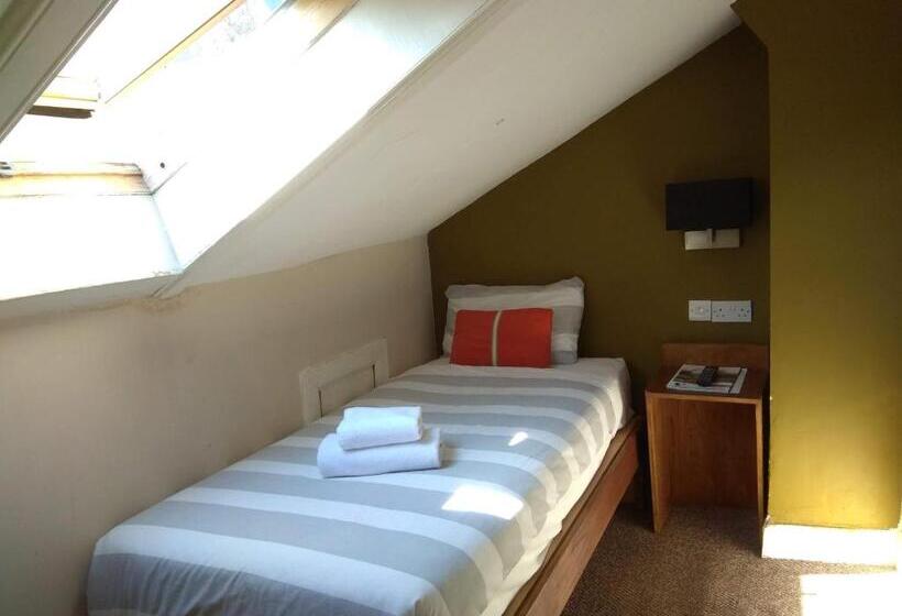 חדר סטנדרט יחיד, Glasgow House