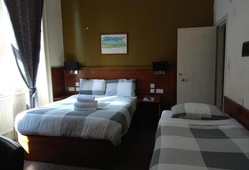 חדר משפחתי, Glasgow House