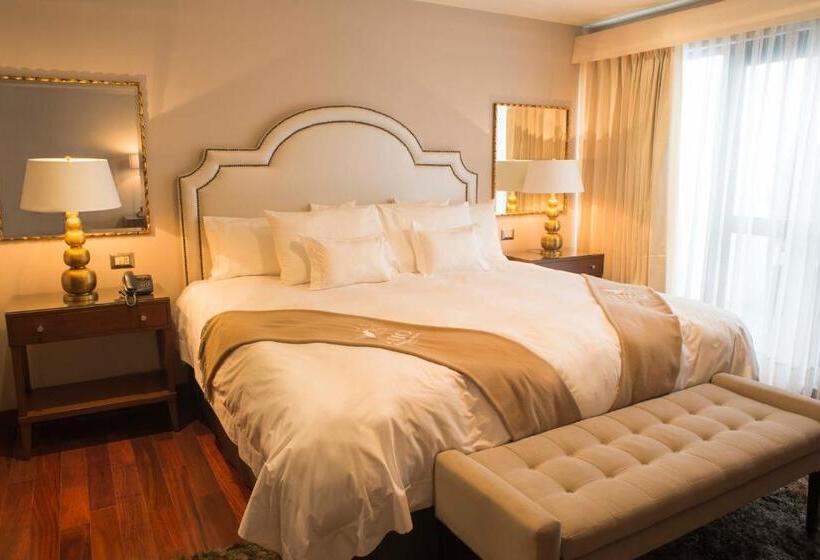 수피리어 룸, Atiq Boutique