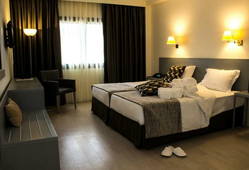 غرفة قياسية, Black Tulip  Porto Gaia