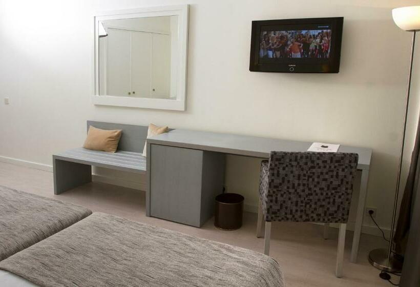 غرفة قياسية ثلاثية, Black Tulip  Porto Gaia