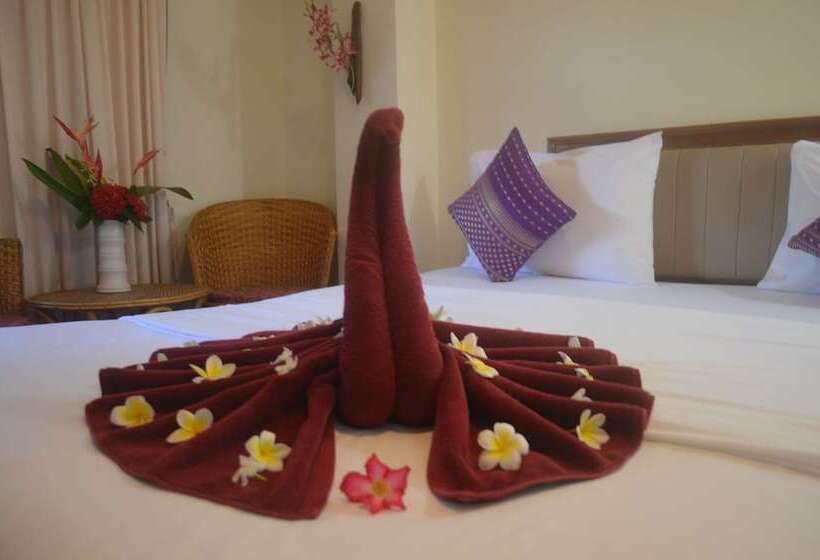 スタンダードトリプルルーム, Bonny Hotel 4 Floors No Elevator