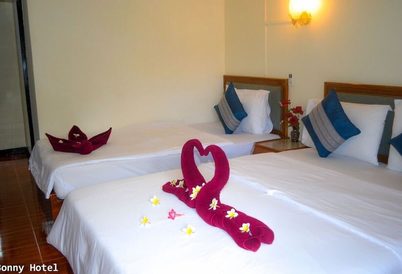 スタンダードトリプルルーム, Bonny Hotel 4 Floors No Elevator