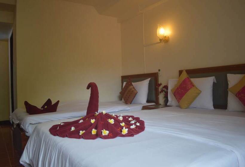 スタンダードトリプルルーム, Bonny Hotel 4 Floors No Elevator