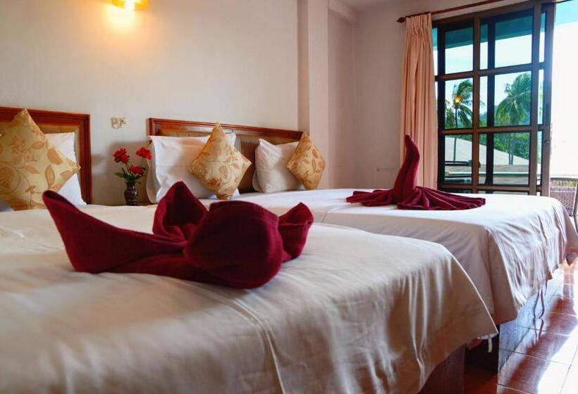 スタンダードトリプルルーム, Bonny Hotel 4 Floors No Elevator