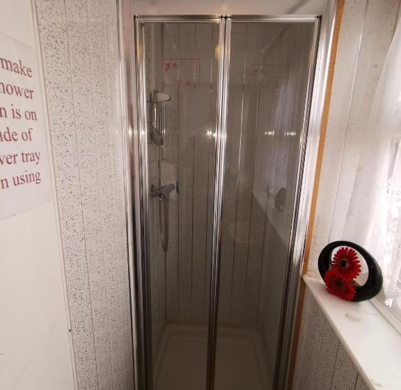 غرفة قياسية, Bukhari