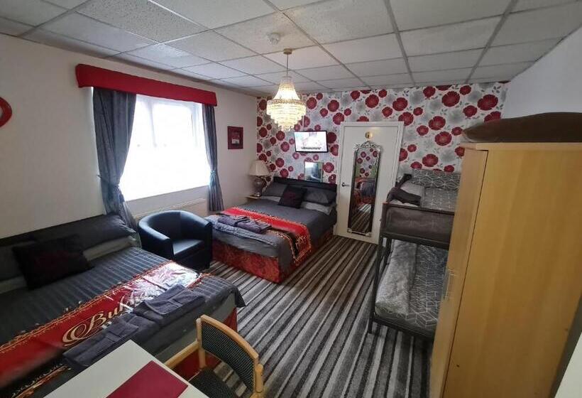 غرفة عائلية, Bukhari