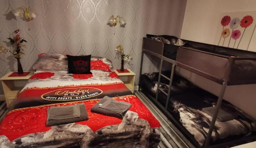 غرفة قياسية رباعية, Bukhari