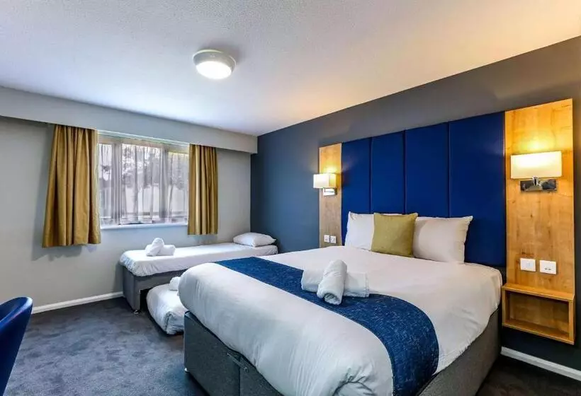ファミリールーム, Days Inn Warwick Northbound M40