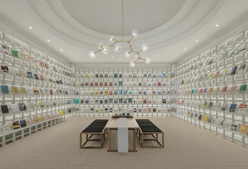 جناح جونيور ديلوكس, Gran Melia Xian