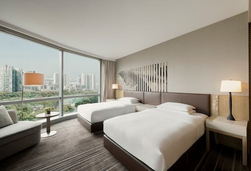 Номер Клуб, Hyatt Regency Suzhou