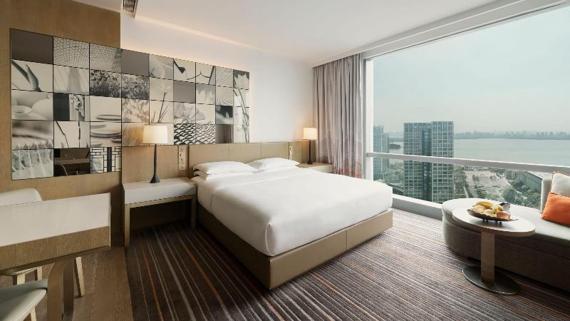 Номер Стандарт Вид на Озеро, Hyatt Regency Suzhou