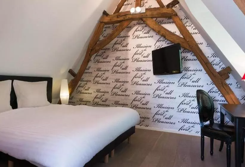 デラックススイート, La Ferme Blanche, The Originals Relais