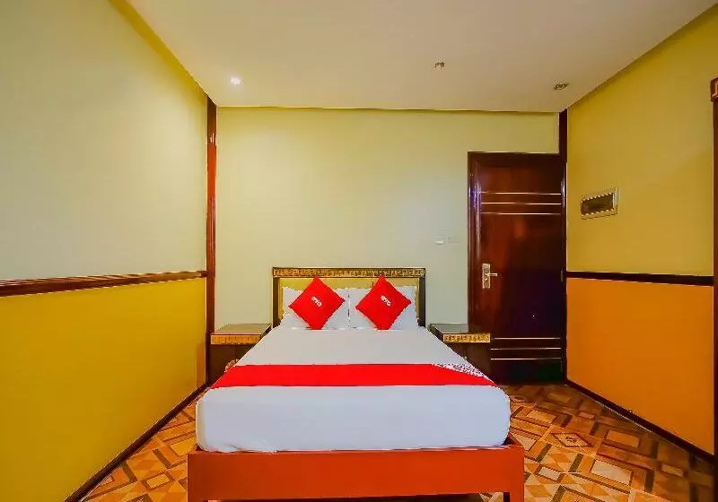 اتاق لوکس, Manila Crown Palace