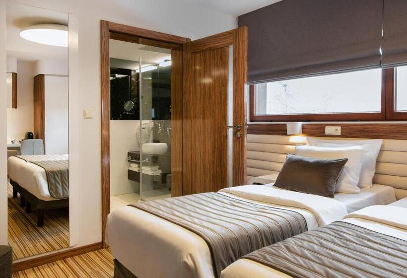 Номер Комфорт, Leonardo Boutique Hotel Krakow City Center