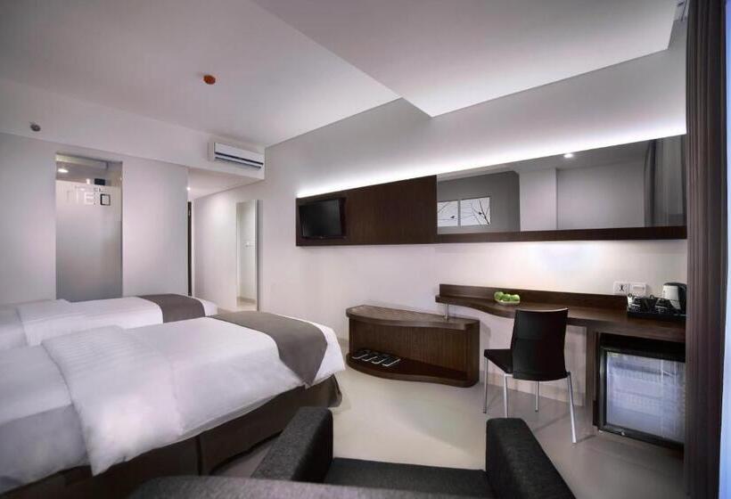 Quarto Deluxe, Neo Denpasar By Aston