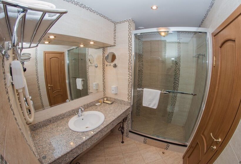 سوییت, Uyut Almaty