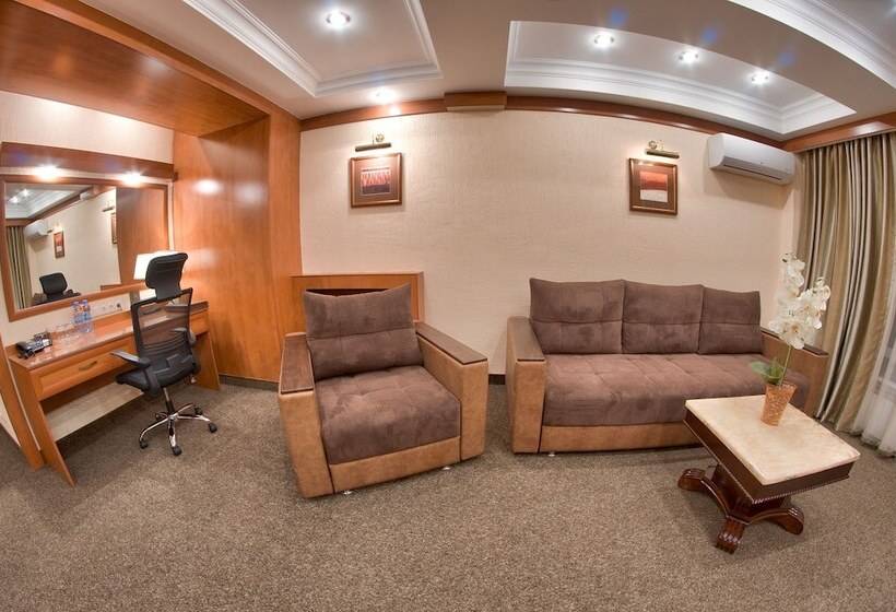 سوییت, Uyut Almaty