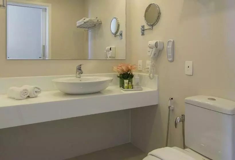 スーペリアトリプルルーム, Jatiuca Hotel & Resort