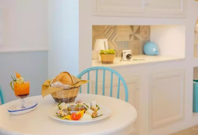 デラックススイート, Marenea Suite Hotel Cdshotels
