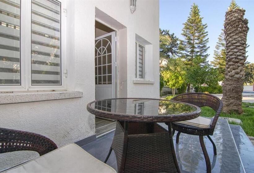 Студия Стандарт, The Prince Inn Hotel & Villas