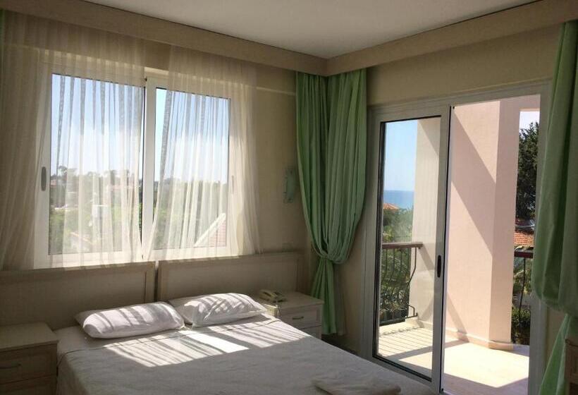 Номер Стандарт Вид на Море, The Prince Inn Hotel & Villas