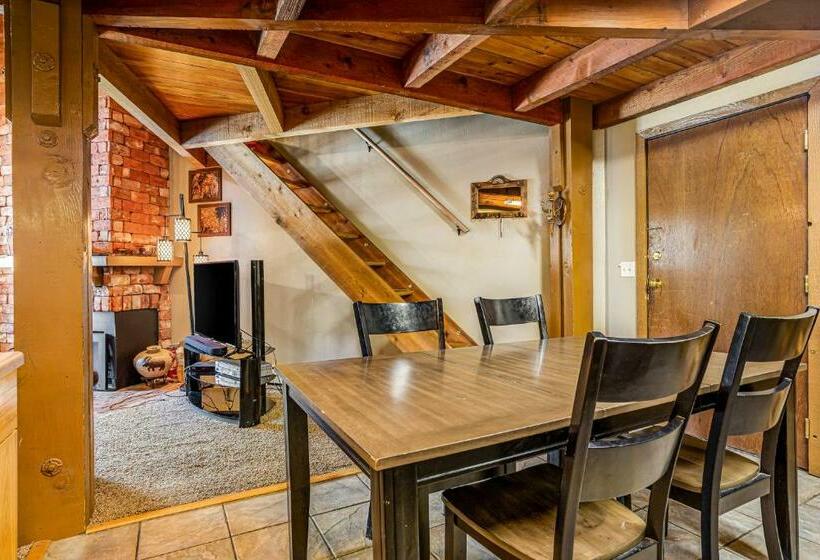 带2个卧室的公寓, Lodgepole Landing