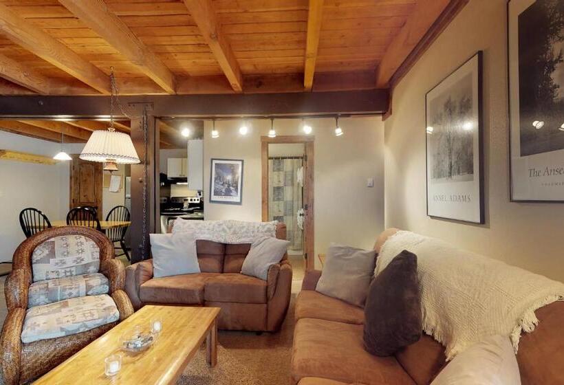 带2个卧室的公寓, Lodgepole Landing