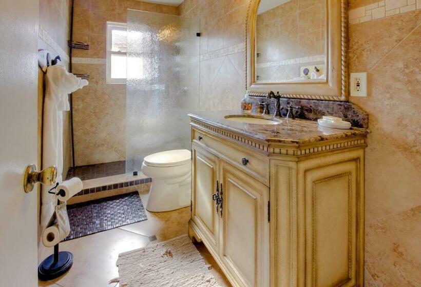 شقة غرفتين, Mesquite House Upstairs Unit