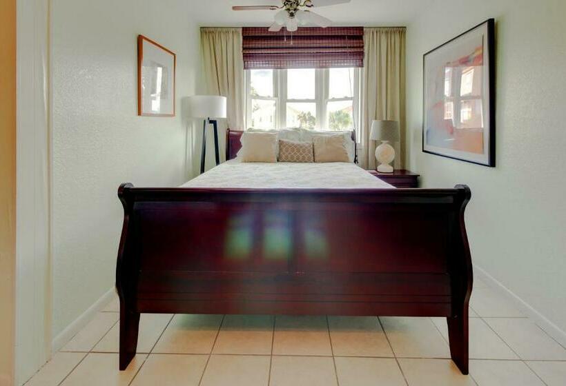 شقة غرفتين, Mesquite House Upstairs Unit