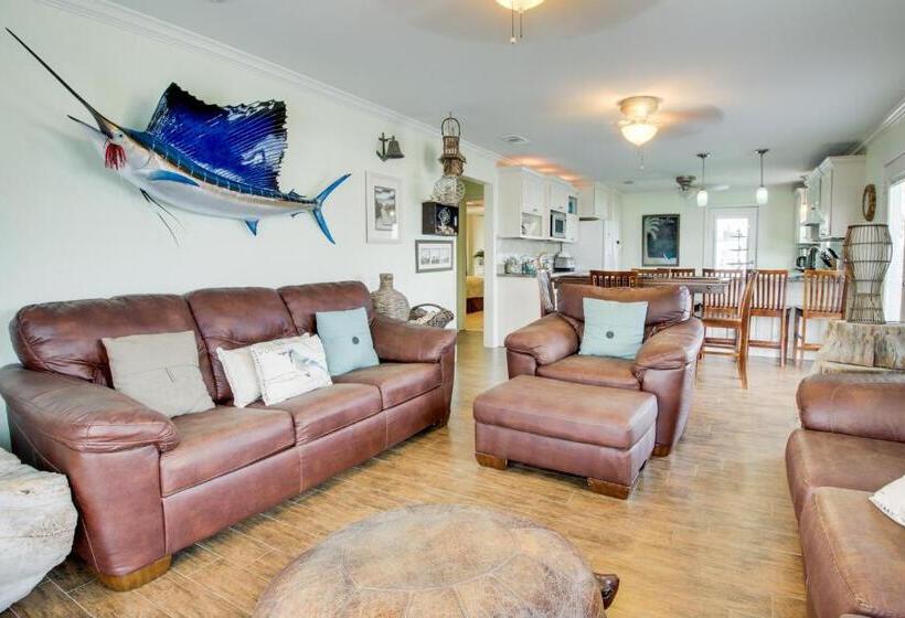 شقة غرفتين, Mesquite House Upstairs Unit