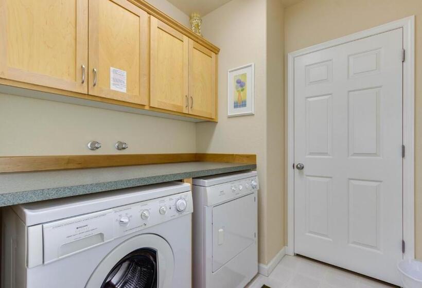 شقة غرفتين, Ocean Star