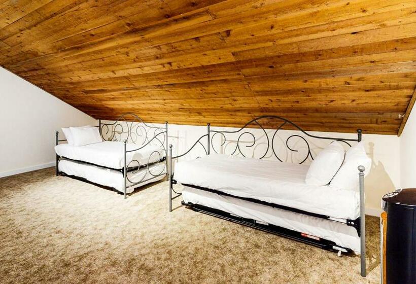 آپارتمان 3 خوابه, Trailside 5b