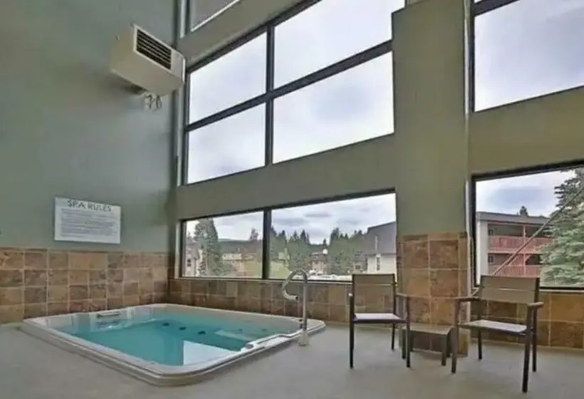 استودیوی استاندارد, Winter Park River Studio