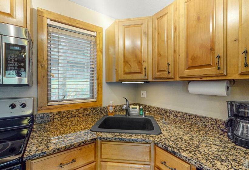 חדר סטודיו סטנדרד, Winter Park River Studio