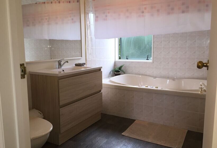 １ベッドルームアパートメント, Alcala Motor Lodge