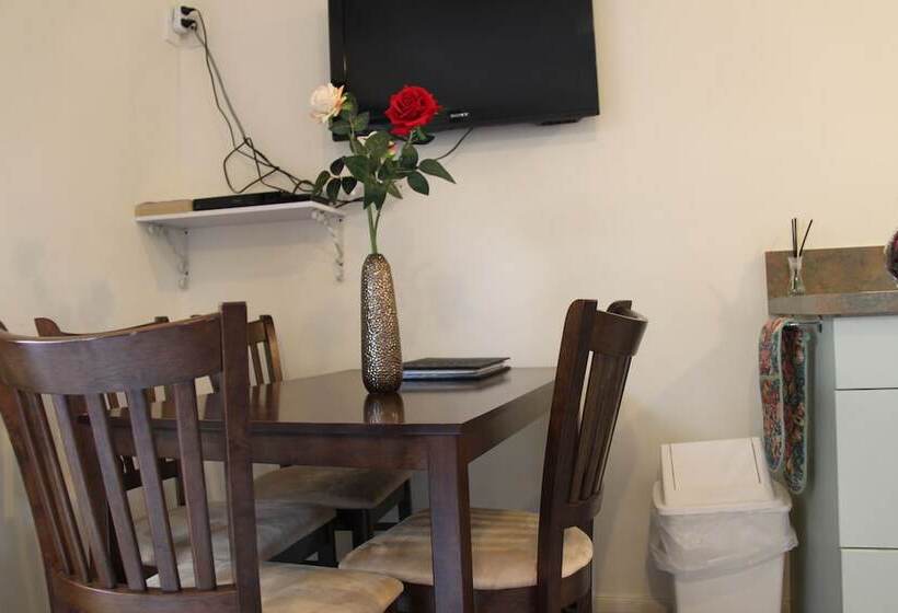 １ベッドルームアパートメント, Alcala Motor Lodge