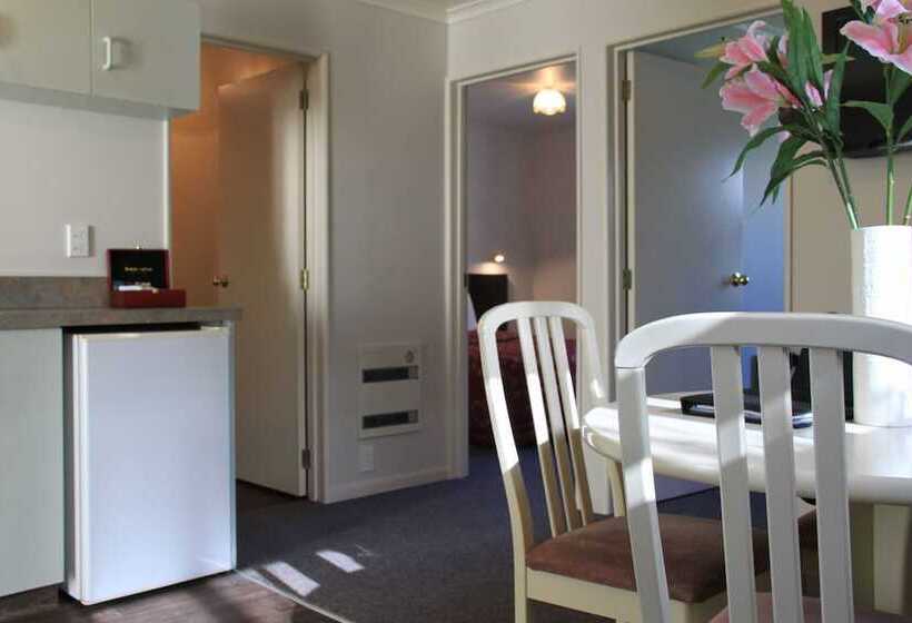 ２ベッドルームアパートメント, Alcala Motor Lodge